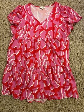 Umgee Pink & Red Patterned Tiered V-Neck Tunic dress